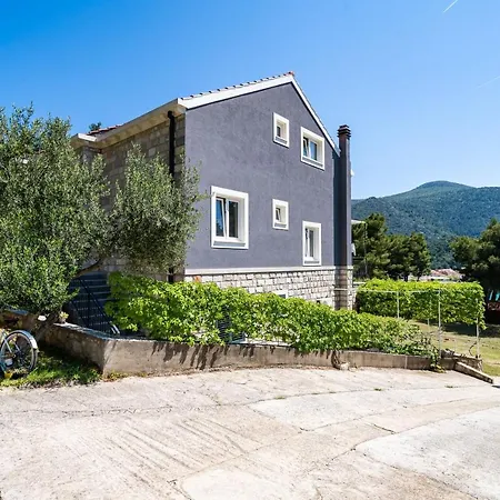 10233b Apartman Žuljana